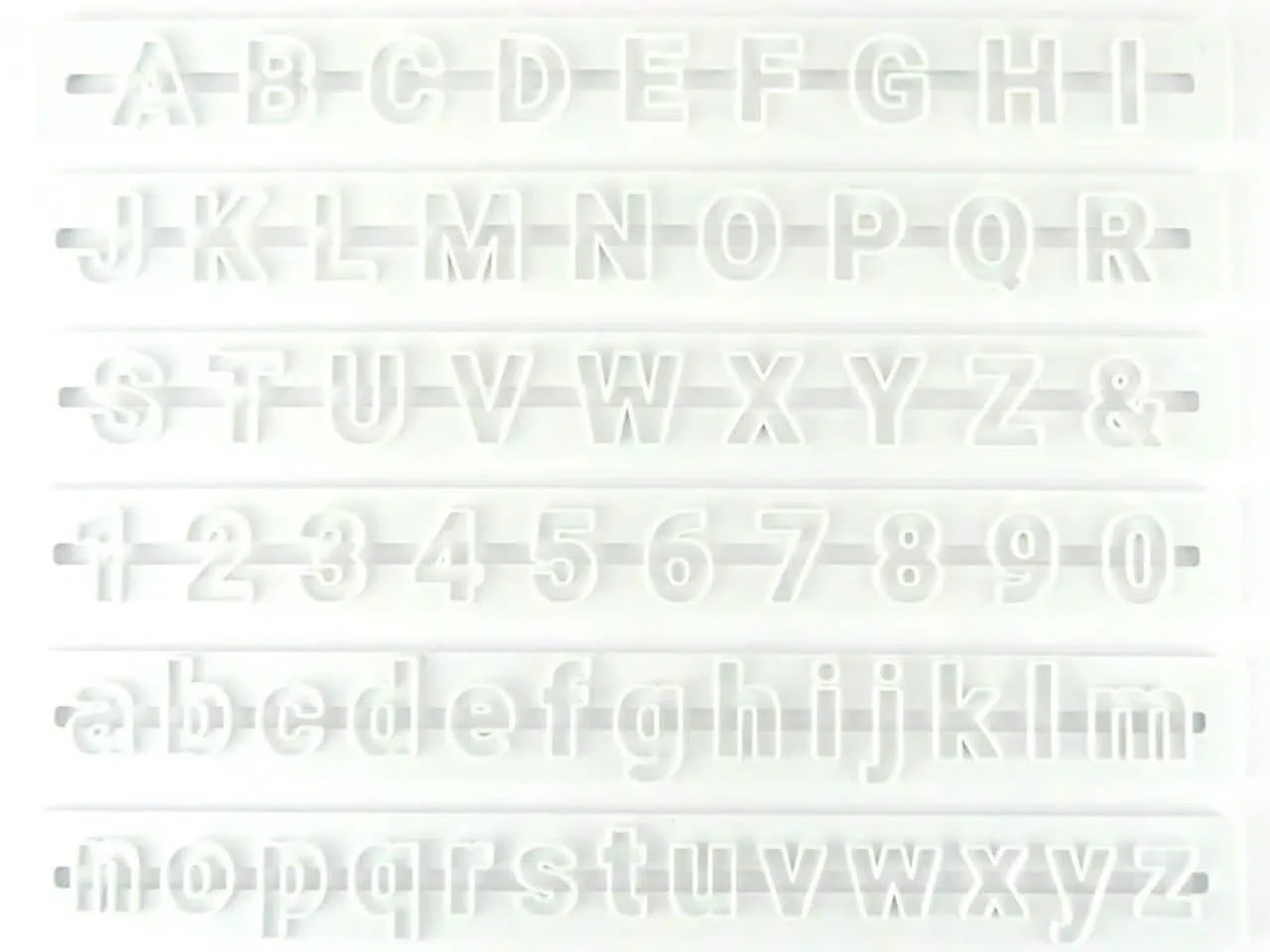 Buchstaben und Zahlen Ausstecher Set, Roboto - dekofee
